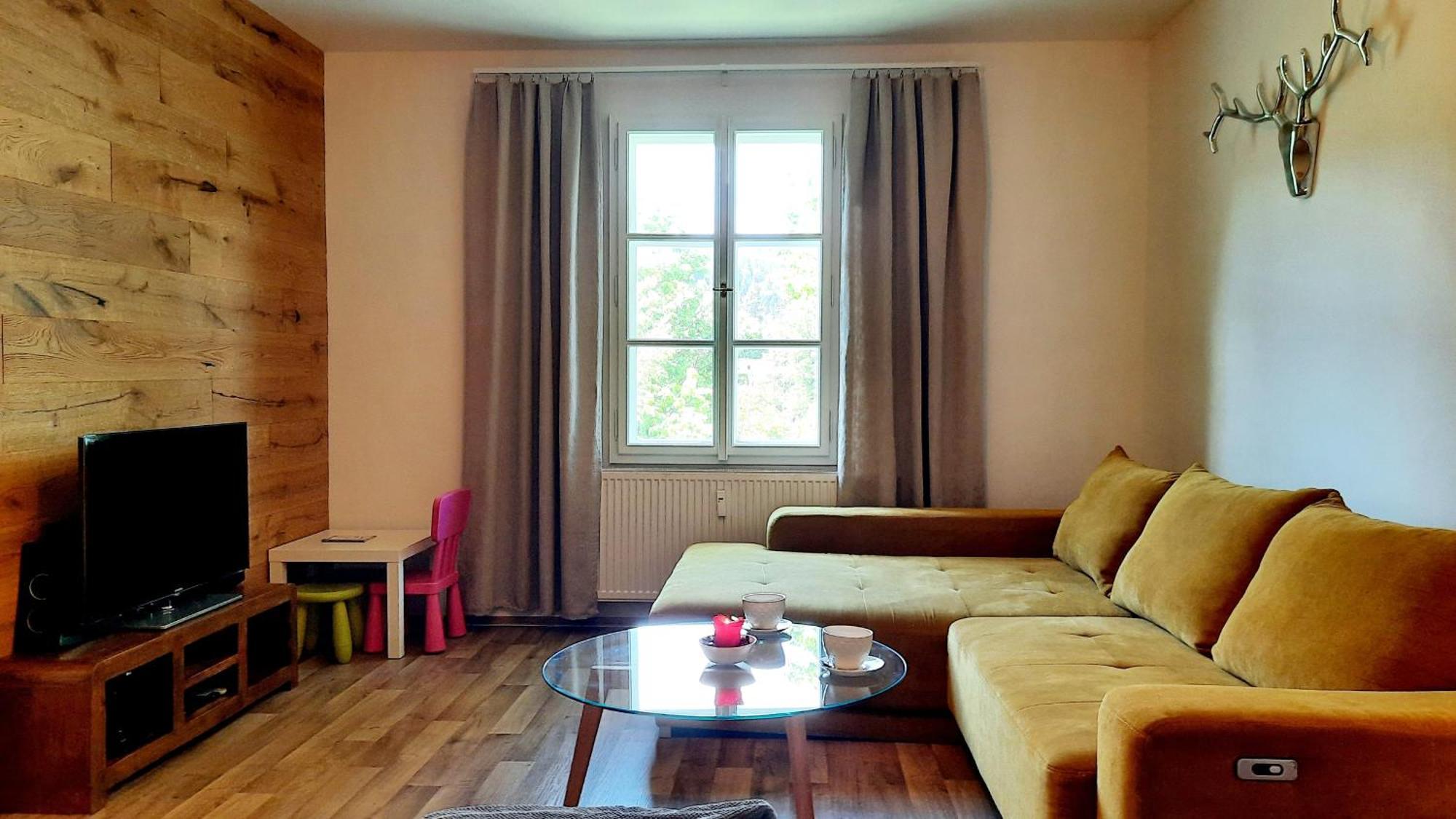 Apartman Янске Лазне Екстериор снимка